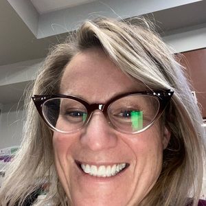 Meet your Posher, Sadie